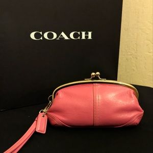 Coach Ltd Ed Rose Pink Leather Framed KissLock Wristlet Wallet Clutch